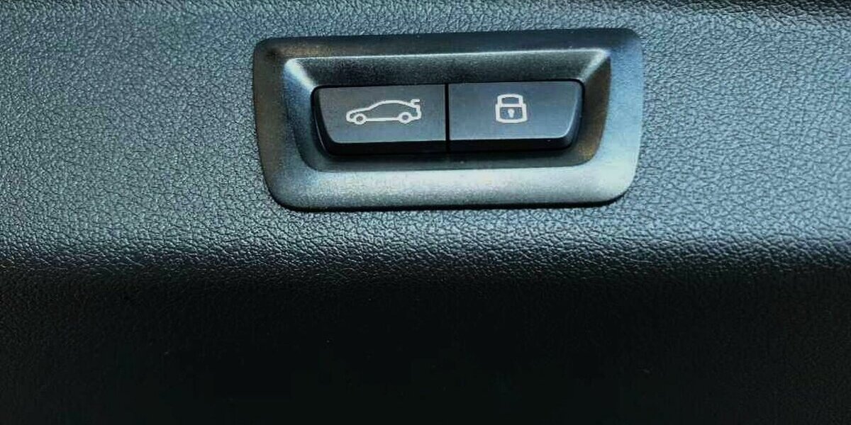 BMW X1 23d xDrive x-Line AHK,360°,HUD NP: 66.560 22.100 km 42.590 &euro; Landshut 84030