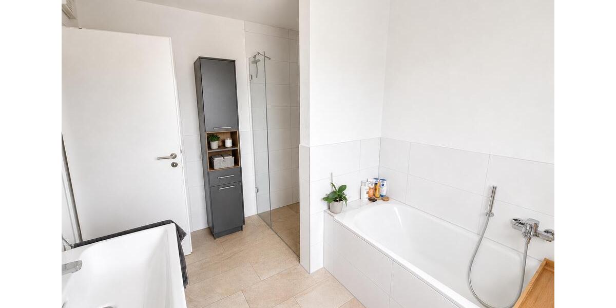 Etagenwohnung Landshut Landshut-West - 3 Zimmer, 93 m&sup2;, 1.250&euro; | Angebot:26649871