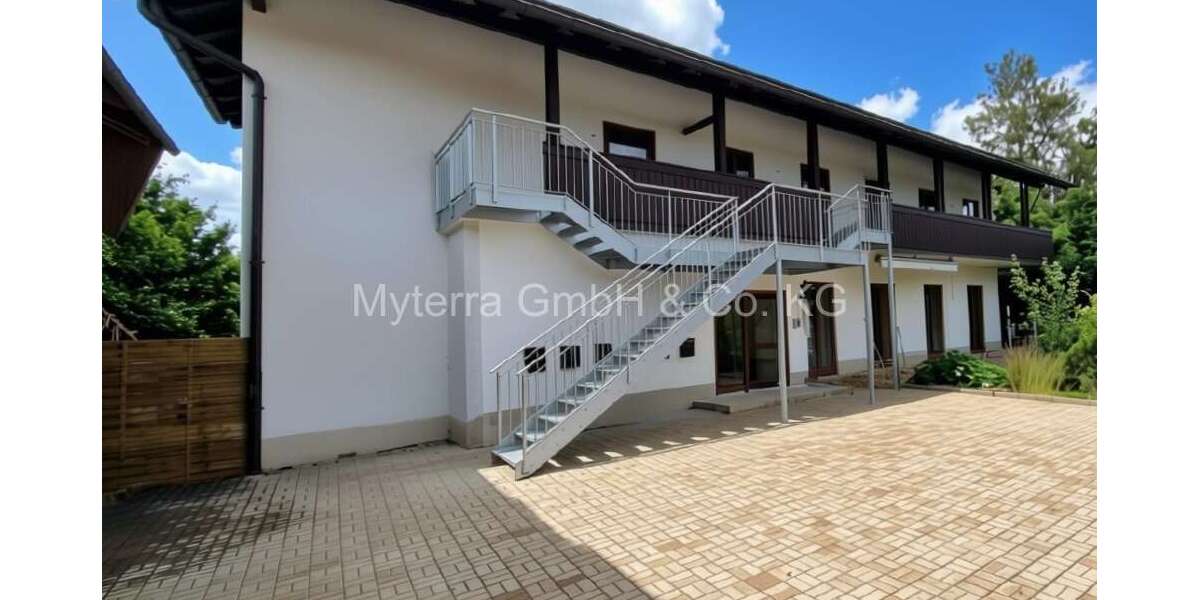 Etagenwohnung Attenhofen Walkertshofen - 2.5 Zimmer, 83 m&sup2;, 867&euro; | Angebot:27244834