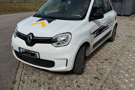 Renault Twingo 10.704 km 13.200 &euro; Essenbach 84051
