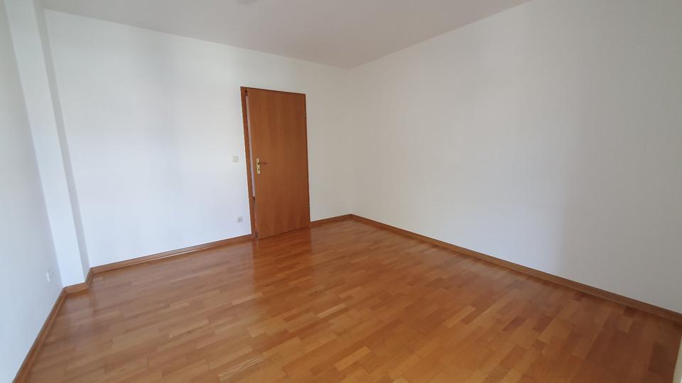 Etagenwohnung Landshut Landshut-West - 2.5 Zimmer, 67 m&sup2;, 295.000&euro; | Angebot:27598356