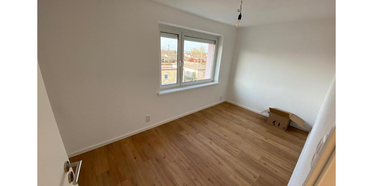 Etagenwohnung Dingolfing - 3.5 Zimmer, 64 m&sup2;, 925&euro; | Angebot:26630174