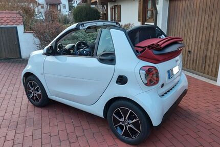 Smart ForTwo 9.096 km 15.999 &euro; Tiefenbach 84184