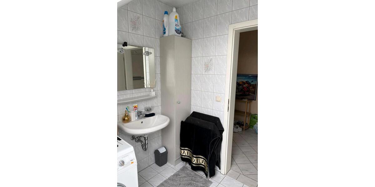 Etagenwohnung Rottenburg an der Laaber - 2 Zimmer, 65 m&sup2;, 700&euro; | Angebot:26610684