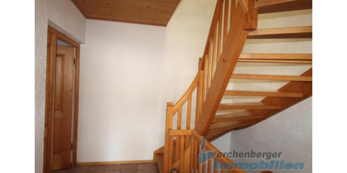 Einfamilienhaus Moosthenning - 7 Zimmer, 250 m&sup2;, 1.850&euro; | Angebot:25340470