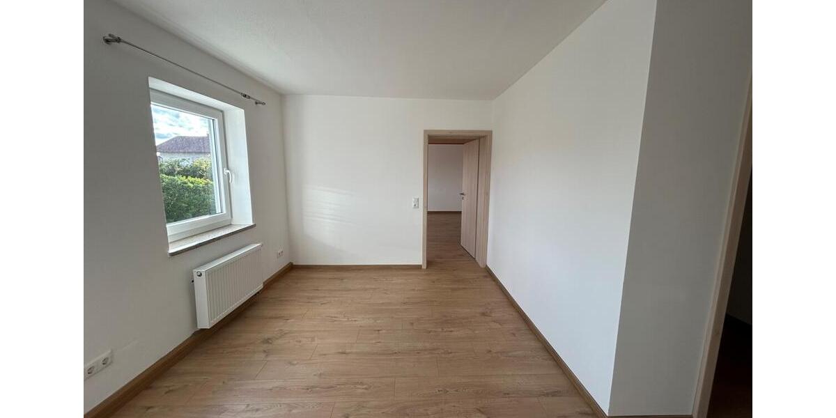 Etagenwohnung Gottfrieding - 2 Zimmer, 85 m&sup2;, 690&euro; | Angebot:26548872