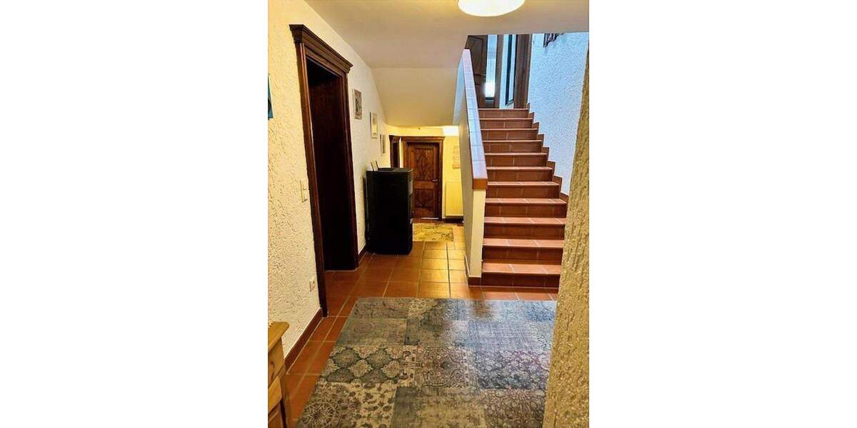 Einfamilienhaus Nandlstadt - 8 Zimmer, 300 m&sup2;, 930.000&euro; | Angebot:25716310