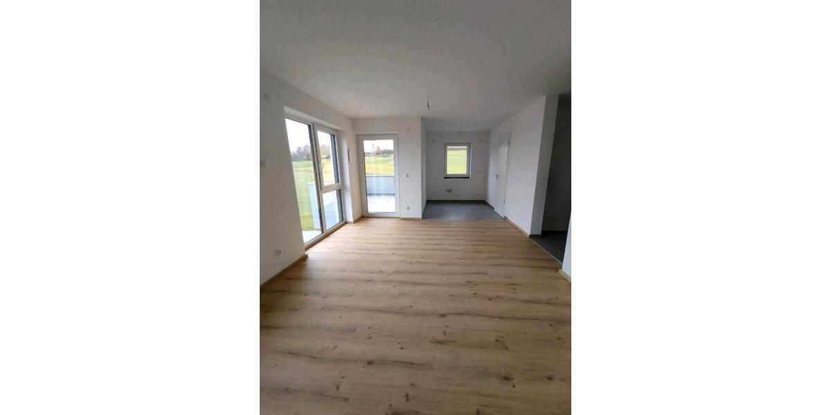 Etagenwohnung Moosthenning - 3 Zimmer, 67 m&sup2;, 750&euro; | Angebot:26648149