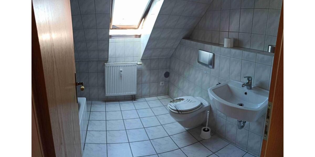 Etagenwohnung Ergoldsbach Langenhettenbach - 2 Zimmer, 52 m&sup2;, 530&euro; | Angebot:26552570