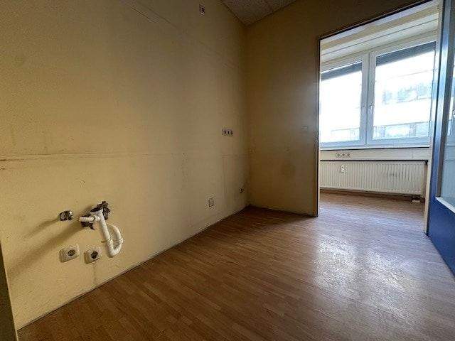 Gewerbeobjekt Landshut Industriegebiet - 6 Zimmer, 158 m&sup2;, 1.030&euro; | Angebot:25744113