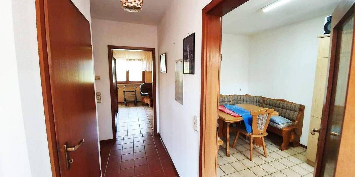 Mehrfamilienhaus, Wohnhaus Landshut Achdorf - 6 Zimmer, 145 m&sup2;, 829.000&euro; | Angebot:25984604