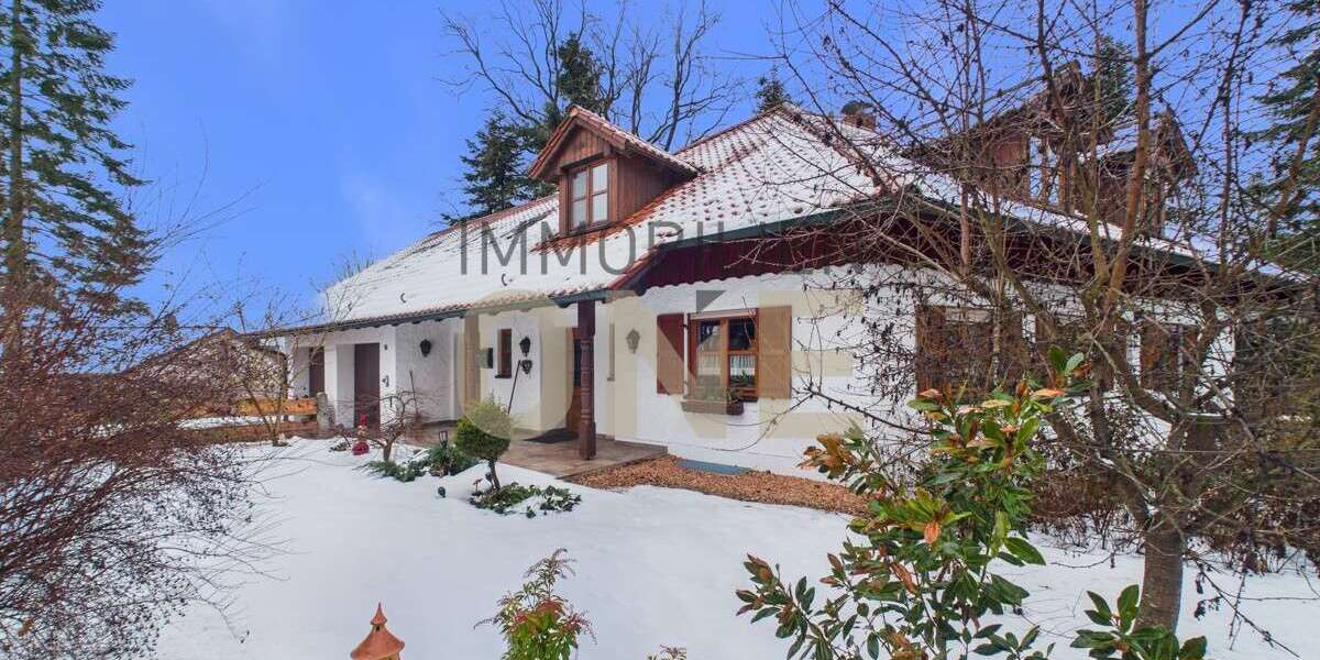 Einfamilienhaus Mallersdorf-Pfaffenberg Pfaffenberg - 9.5 Zimmer, 329 m&sup2;, 745.000&euro; | Angebot:24700795