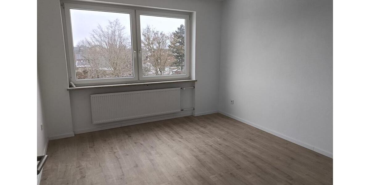 Etagenwohnung Dingolfing - 3 Zimmer, 77 m&sup2;, 1.215&euro; | Angebot:24576195