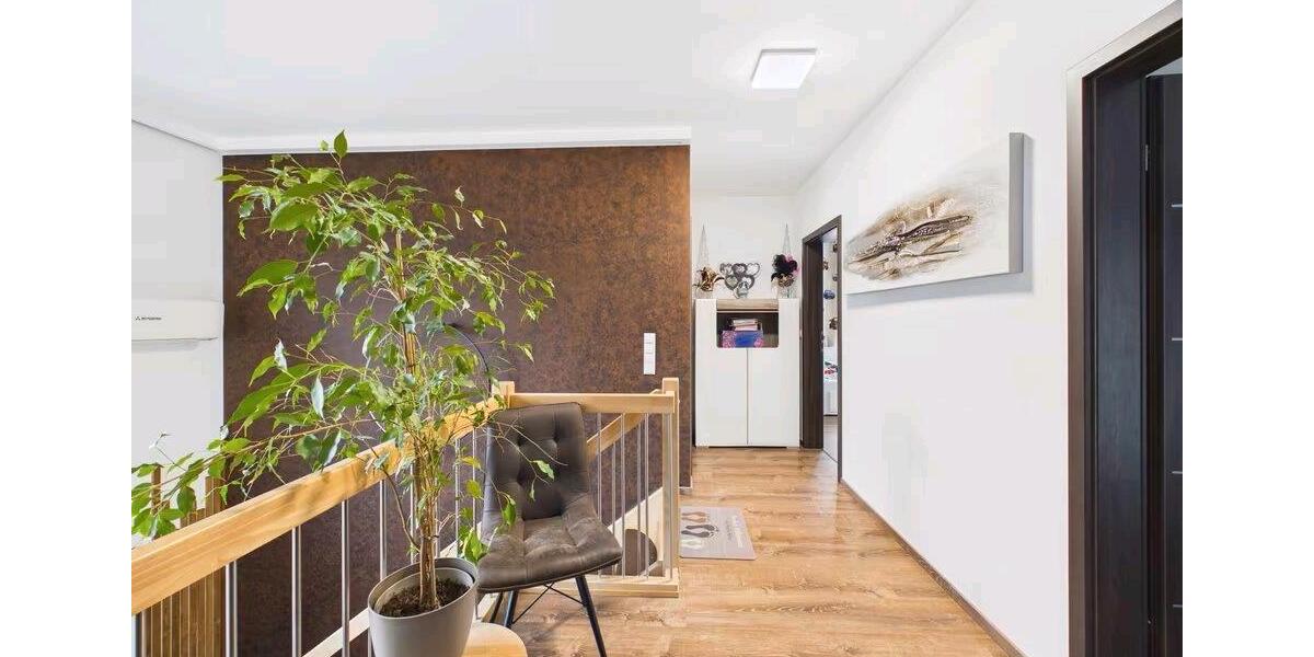 Einfamilienhaus Rottenburg an der Laaber - 4 Zimmer, 148 m&sup2;, 690.000&euro; | Angebot:27263526