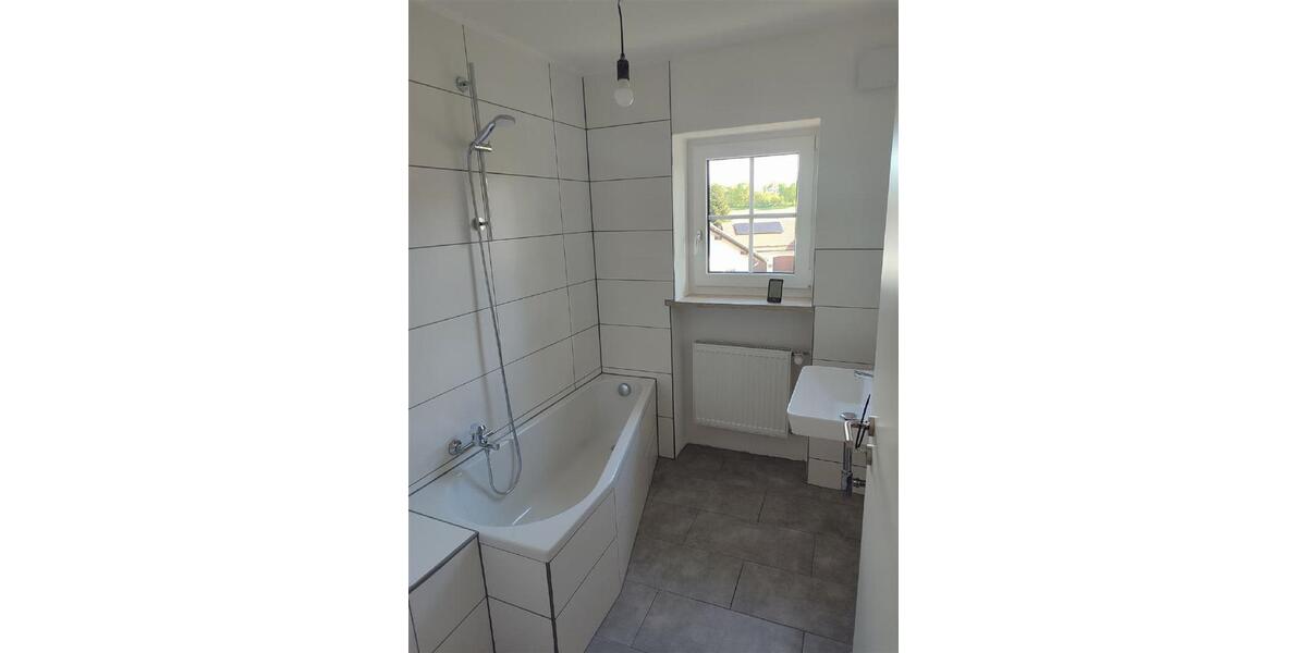 Etagenwohnung Bodenkirchen - 3.5 Zimmer, 85 m&sup2;, 750&euro; | Angebot:26557773