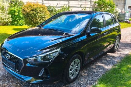 Hyundai i30 94.513 km 11.390 &euro; DORFEN 84405