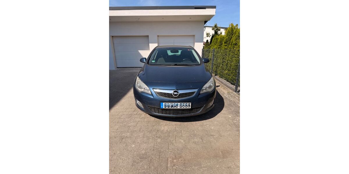 Opel Astra 252.450 km 2.900 &euro; Loiching 84180