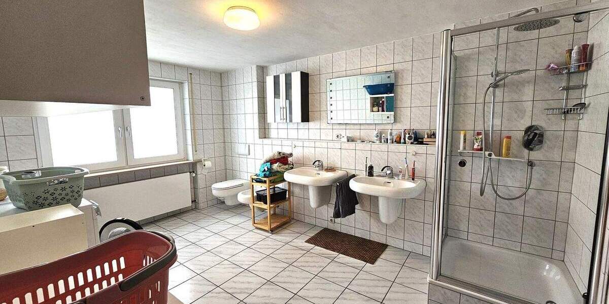 Einfamilienhaus Altdorf Pfettrach - 6 Zimmer, 203 m&sup2;, 590.000&euro; | Angebot:25734050