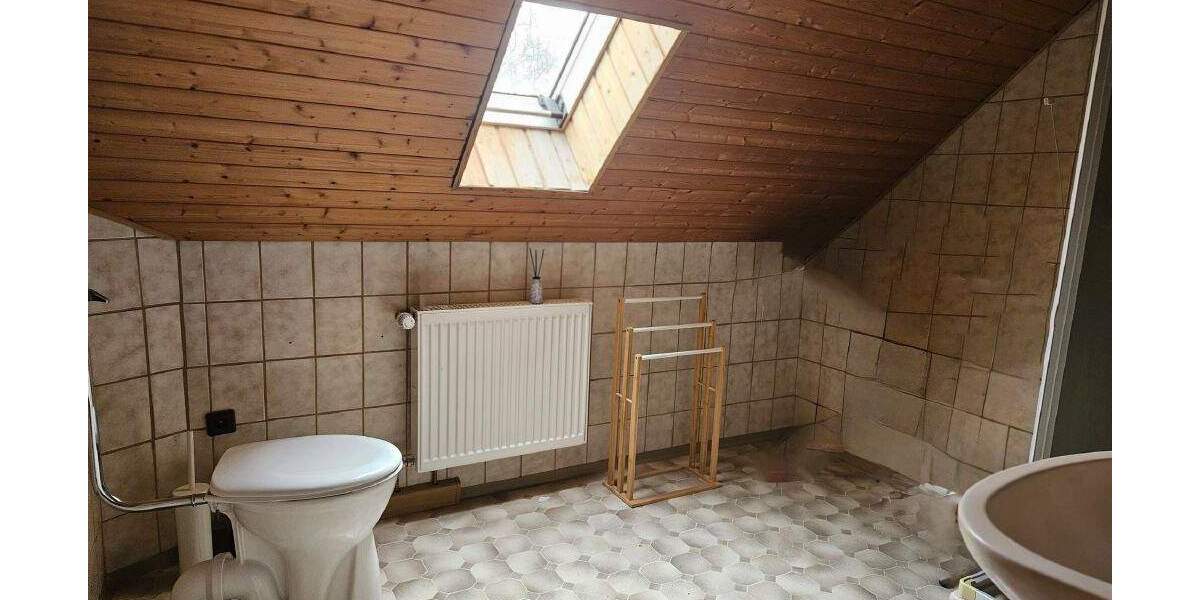 Mehrfamilienhaus, Wohnhaus Vilsbiburg-Frauensattling Frauensattling - 5 Zimmer, 122 m&sup2;, 375.000&euro; | Angebot:25815027