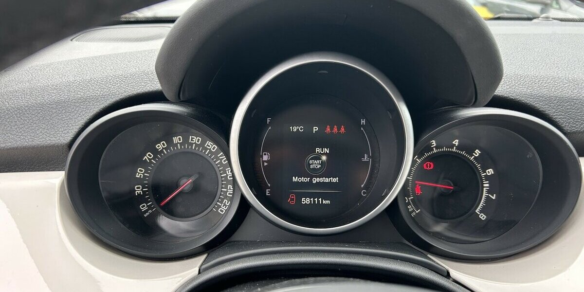 Fiat 500X Lounge Aut.Xenon Navi PDC Leder 58.100 km 12.500 &euro; Altdorf 84032