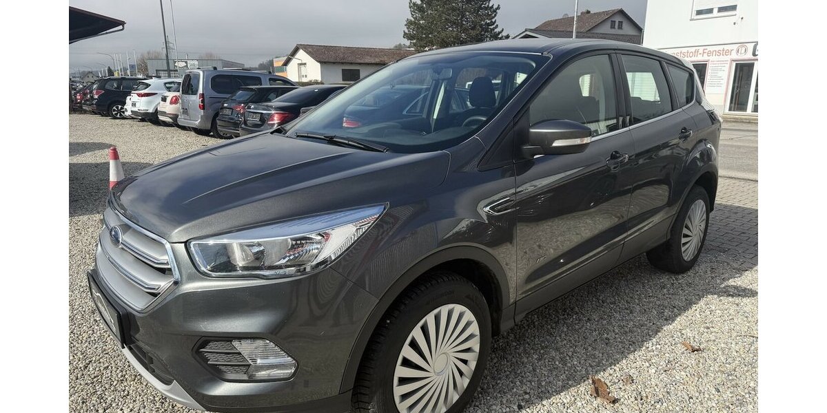 Ford Kuga 2.0 TDCI 4x4 Automatik Sitzheizung Keyless 254.000 km 6.990 &euro; Altdorf 84032