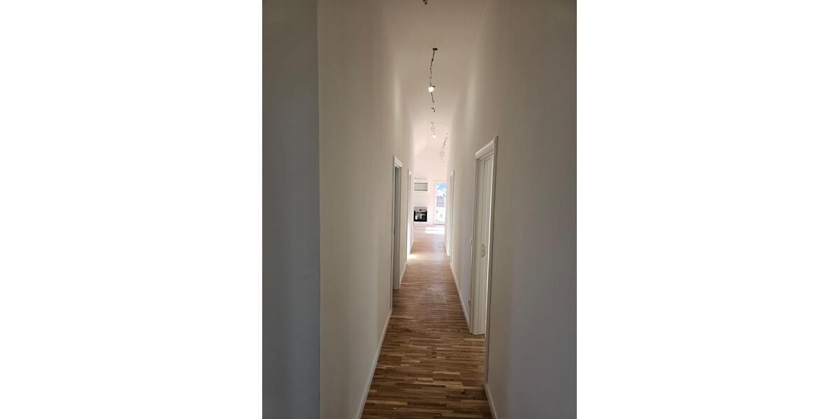 Etagenwohnung Rottenburg an der Laaber - 4 Zimmer, 116 m&sup2;, 1.330&euro; | Angebot:25045073