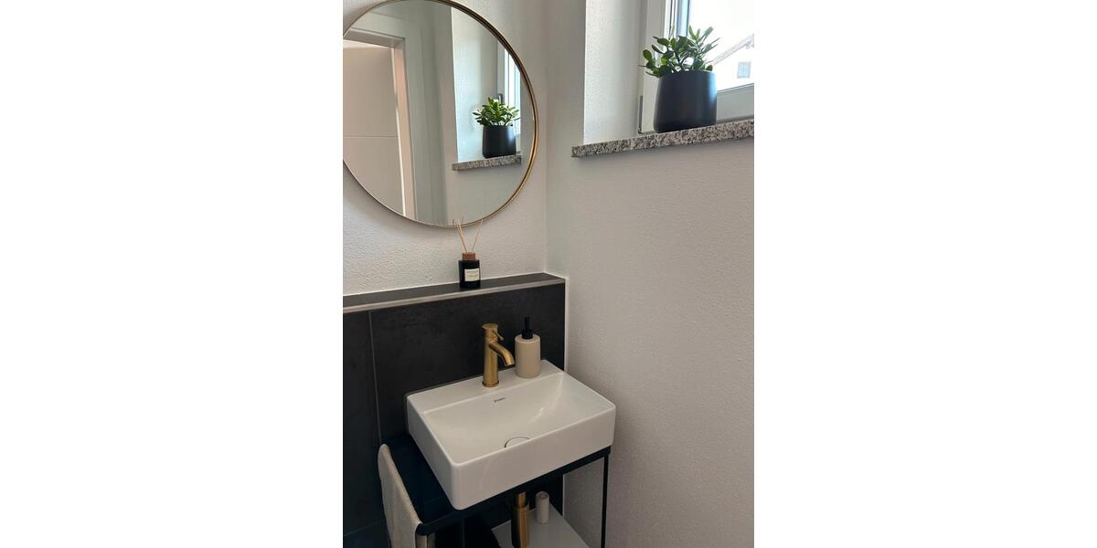 Reihenhaus Ergolding - 6 Zimmer, 148 m&sup2;, 695.000&euro; | Angebot:26125543