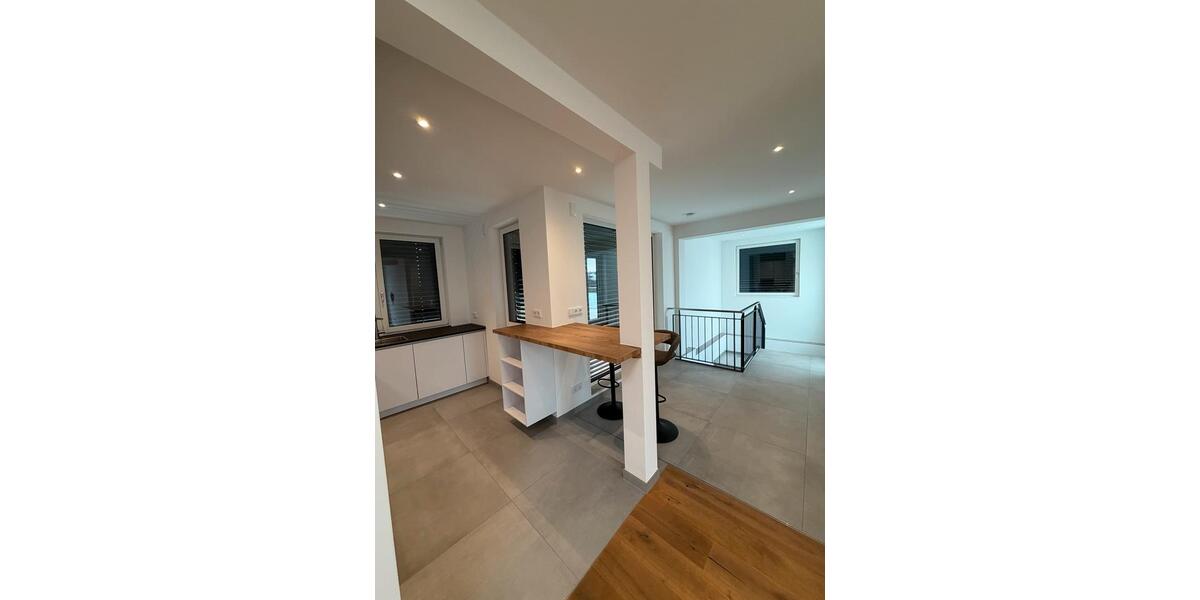 Einfamilienhaus Eching - 3 Zimmer, 120 m&sup2;, 1.950&euro; | Angebot:25392061