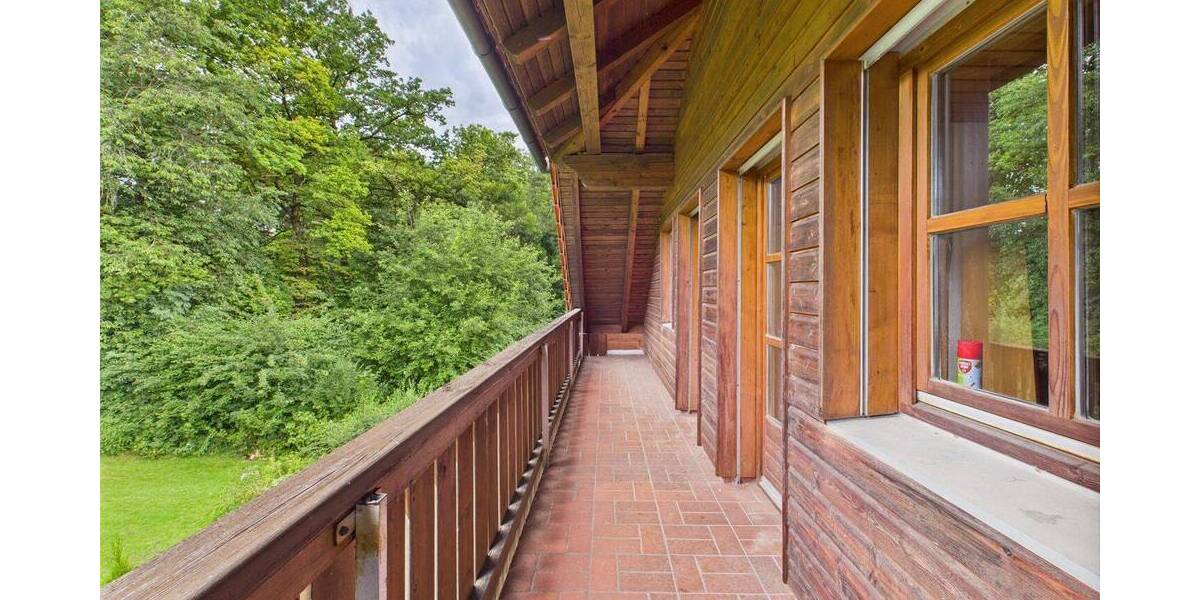 Einfamilienhaus Landshut Achdorf - 8 Zimmer, 200 m&sup2;, 995.000&euro; | Angebot:25695131