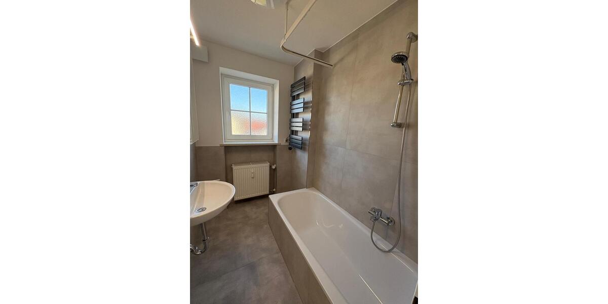 Etagenwohnung Kumhausen - 3 Zimmer, 85 m&sup2;, 1.040&euro; | Angebot:25435898