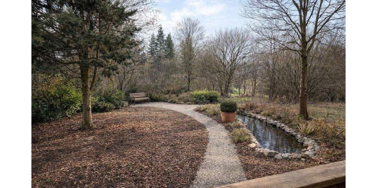 Doppelhaushälfte Landshut Berg - 6 Zimmer, 250 m&sup2;, 799.000&euro; | Angebot:25769453