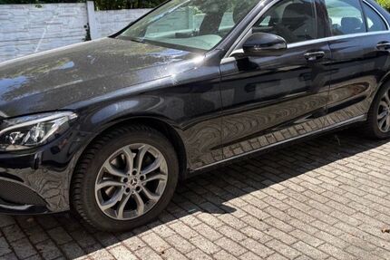 Mercedes-Benz 200 150.000 km 15.900 &euro; Furth 84095
