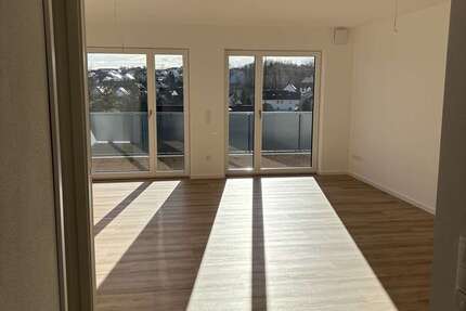 Wohnung Pfeffenhausen - 3 Zimmer, 113 m&sup2;, 1.525&euro; | Angebot:25964302