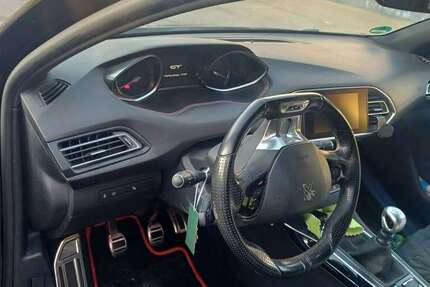 Peugeot 308 255.000 km 6.800 &euro; Dorfen, St 84405