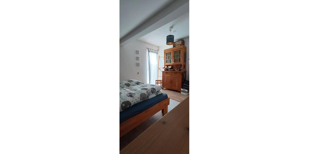 Dachgeschoßwohnung Frontenhausen - 3 Zimmer, 70 m&sup2;, 660&euro; | Angebot:27588915