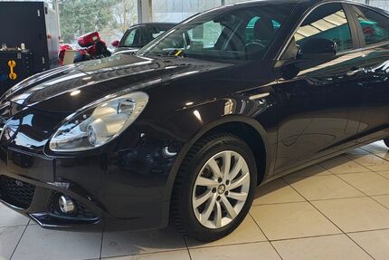 Alfa Romeo Giulietta 180.000 km 7.600 &euro; Moosthenning 84164