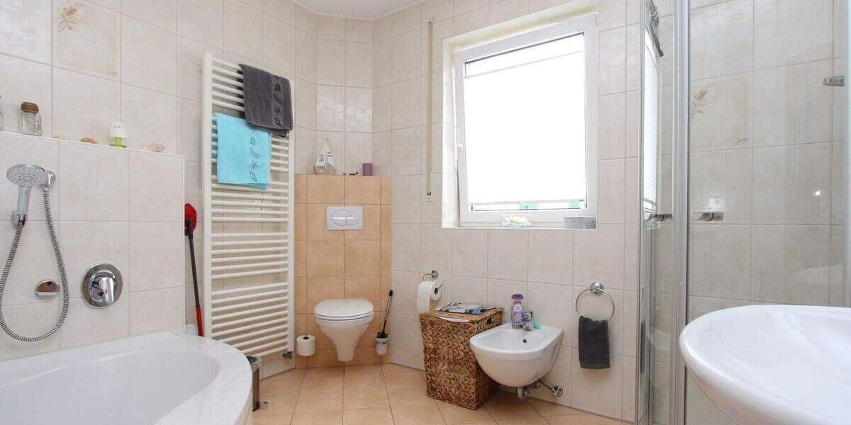 Doppelhaushälfte Landshut West - 5 Zimmer, 169 m&sup2;, 1.690&euro; | Angebot:25837549