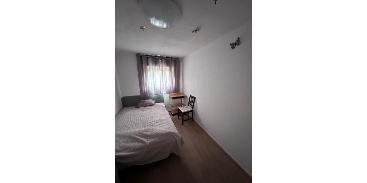 Einfamilienhaus Tiefenbach - 5 Zimmer, 90 m&sup2;, 2.100&euro; | Angebot:25823413