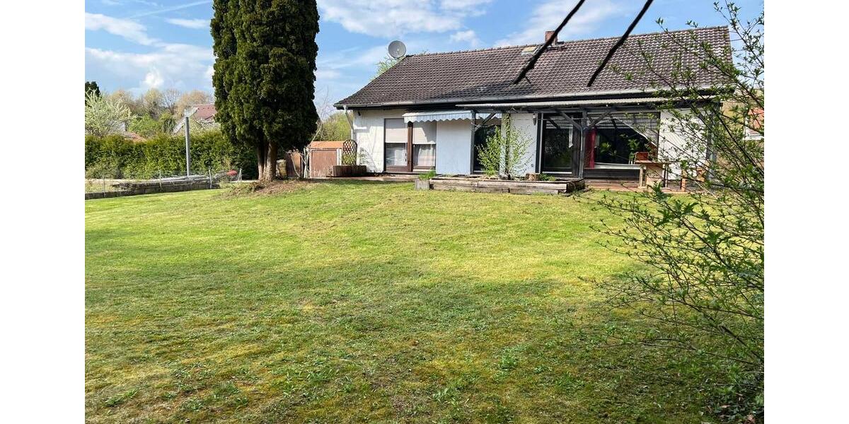 Einfamilienhaus Essenbach - 5 Zimmer, 250 m&sup2;, 2.100&euro; | Angebot:26340530