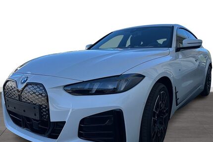 BMW i4 5.900 km 54.990 &euro; Vilsbiburg 84137