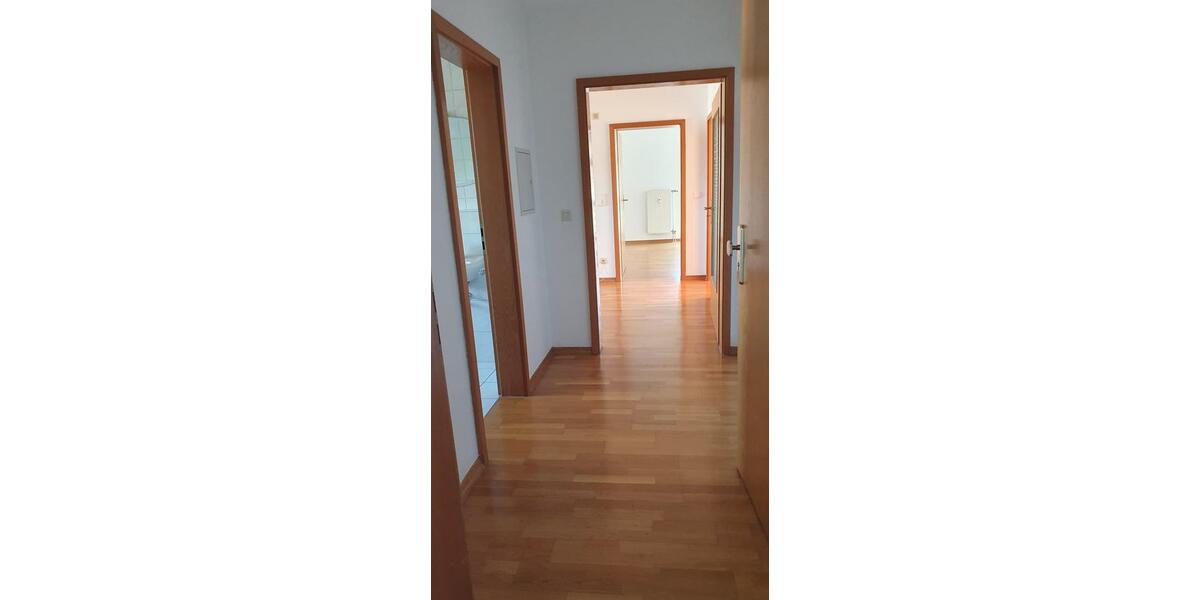 Etagenwohnung Landshut Landshut-West - 2.5 Zimmer, 67 m&sup2;, 295.000&euro; | Angebot:27598356
