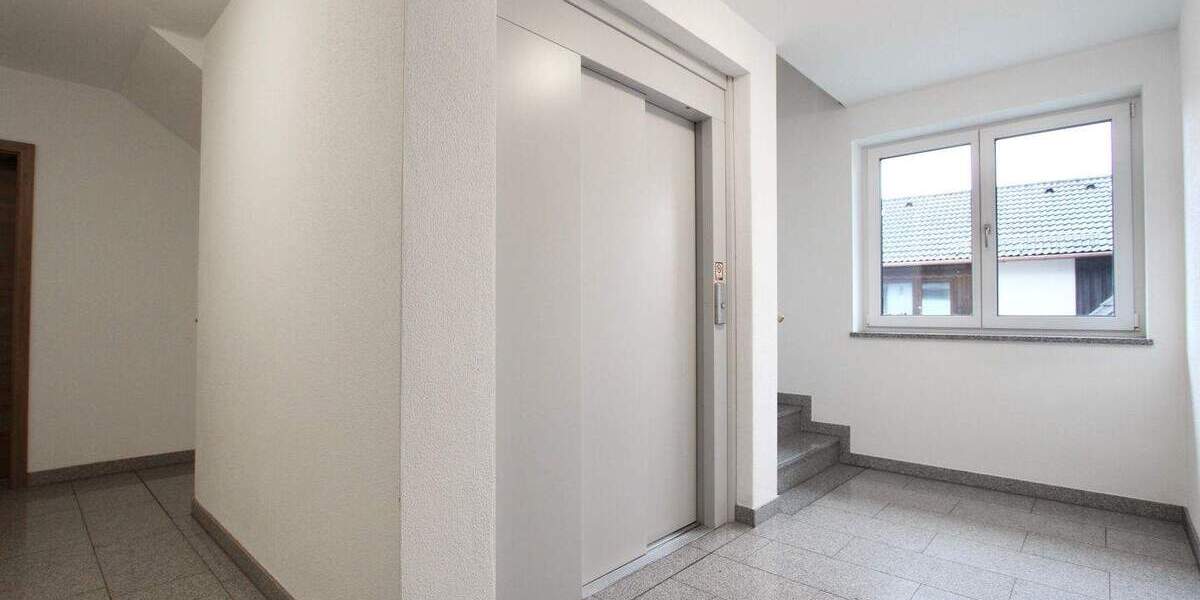 Etagenwohnung Landshut Schönbrunn - 3 Zimmer, 93 m&sup2;, 494.500&euro; | Angebot:25801976