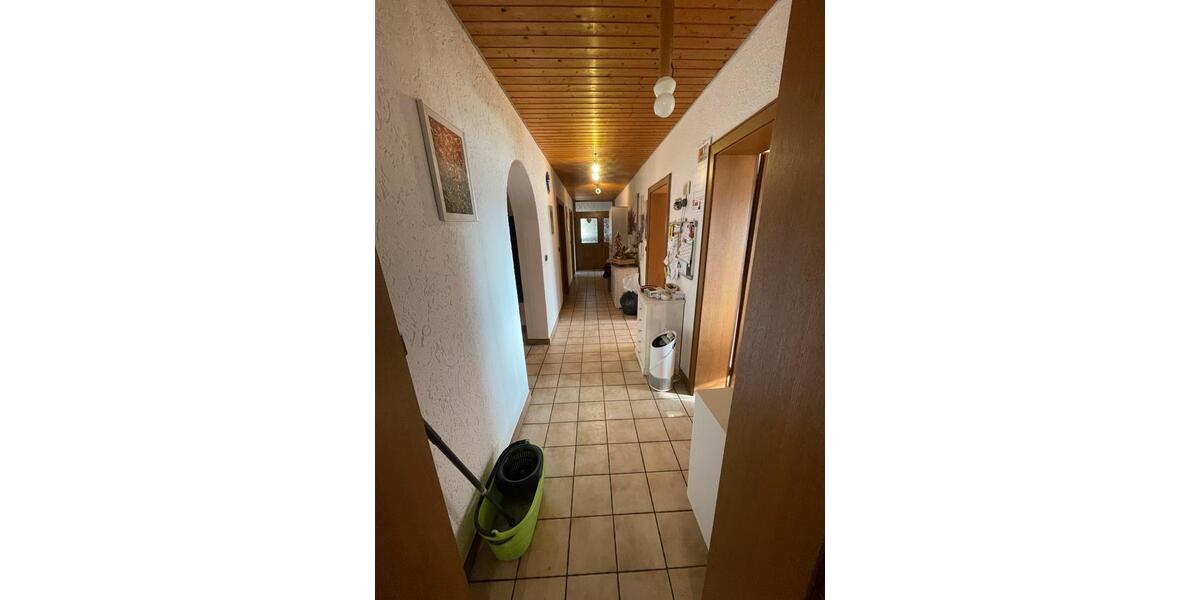 Erdgeschoßwohnung Mallersdorf-Pfaffenberg Pfaffenberg - 4 Zimmer, 119 m&sup2;, 1.250&euro; | Angebot:27621572