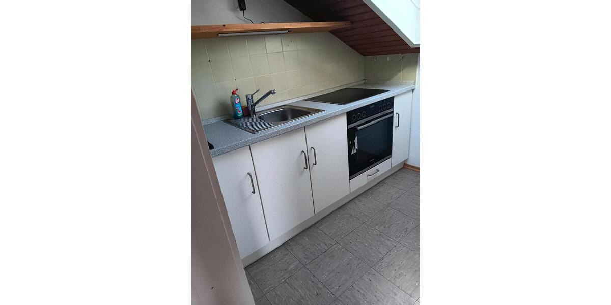 Dachgeschoßwohnung Bodenkirchen - 2 Zimmer, 50 m&sup2;, 440&euro; | Angebot:25993369