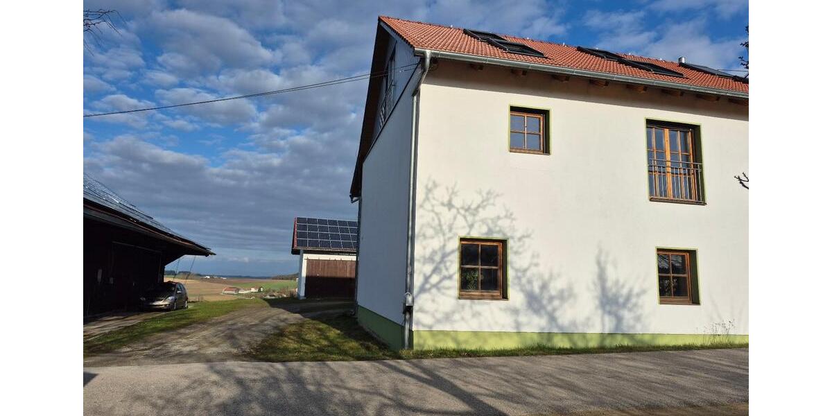 Etagenwohnung Mengkofen - 4.5 Zimmer, 93 m&sup2;, 650&euro; | Angebot:25839226