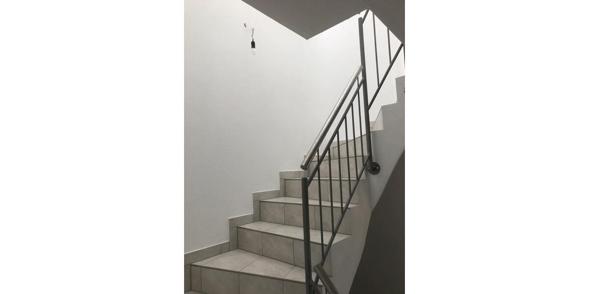 Doppelhaushälfte Eching - 3 Zimmer, 115 m&sup2;, 1.550&euro; | Angebot:26041052