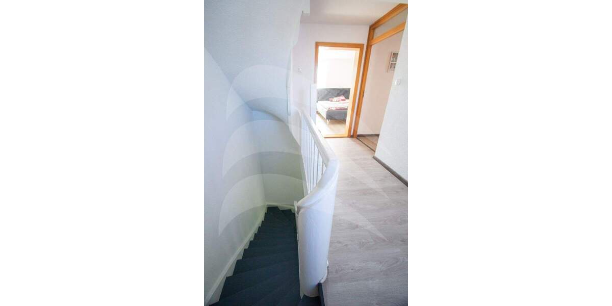 Doppelhaushälfte Landshut Industriegebiet - 7 Zimmer, 168 m&sup2;, 699.800&euro; | Angebot:25668416