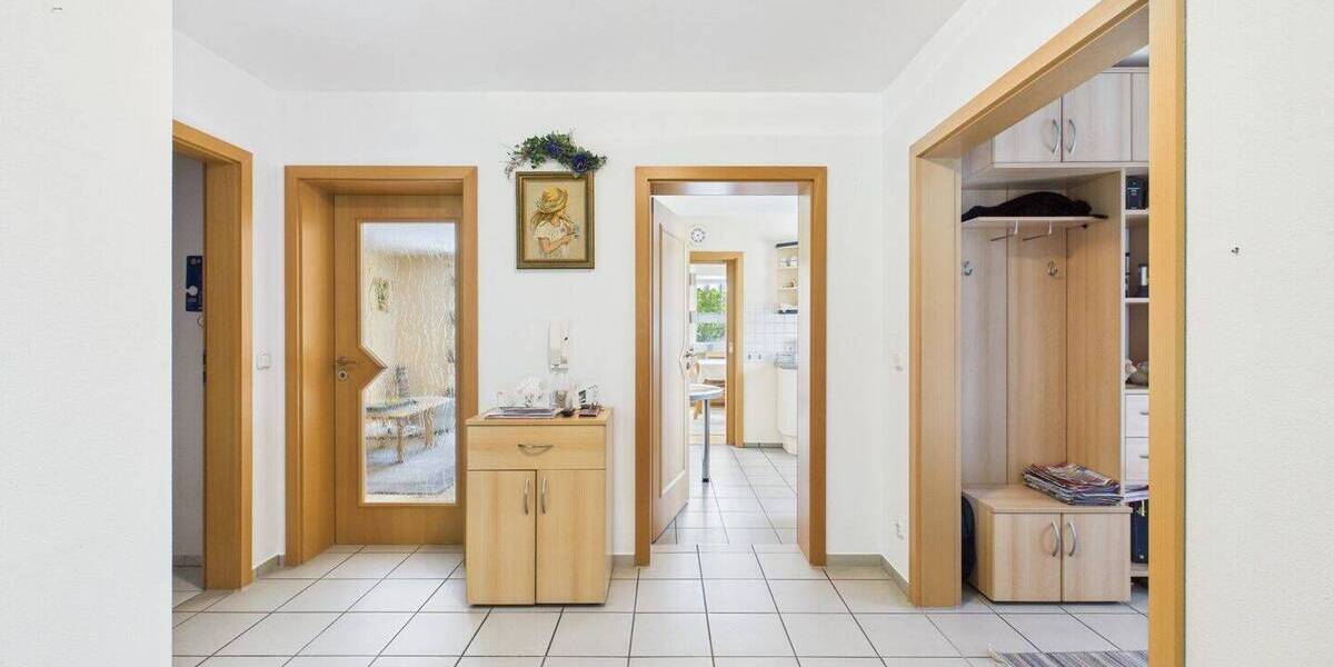 Doppelhaushälfte Altdorf Pfettrach - 6 Zimmer, 155 m&sup2;, 635.000&euro; | Angebot:25695135