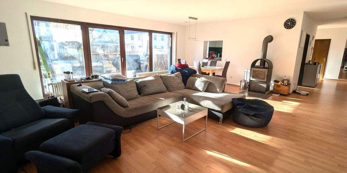 Mehrfamilienhaus, Wohnhaus Bockhorn Kirchasch - 1 Zimmer, 253 m&sup2;, 975.000&euro; | Angebot:25672881