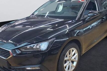 Seat Leon 18.128 km 24.870 &euro; Dingolfing 84130